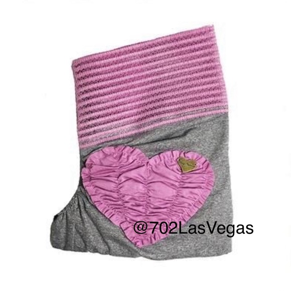 Cute booty Lounge 🩷🩷 - Picture 4 of 9